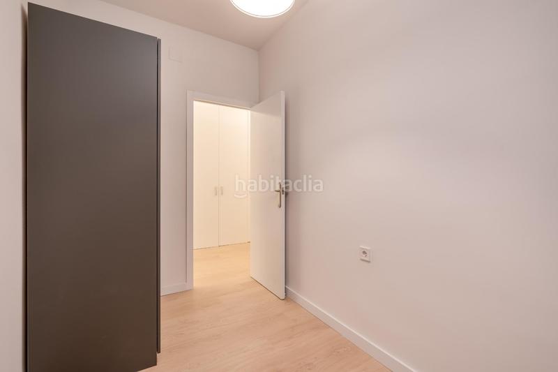 Foto 90c207a9-783d-4762-b320-ab991ad96d0d. Alquiler piso  de tres dormitorios en alquiler en sagrada familia dreta eixample en Barcelona