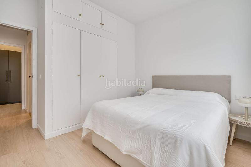 Foto dd855ed5-4dca-475e-882a-44cd54095eeb. Alquiler piso  de tres dormitorios en alquiler en sagrada familia dreta eixample en Barcelona