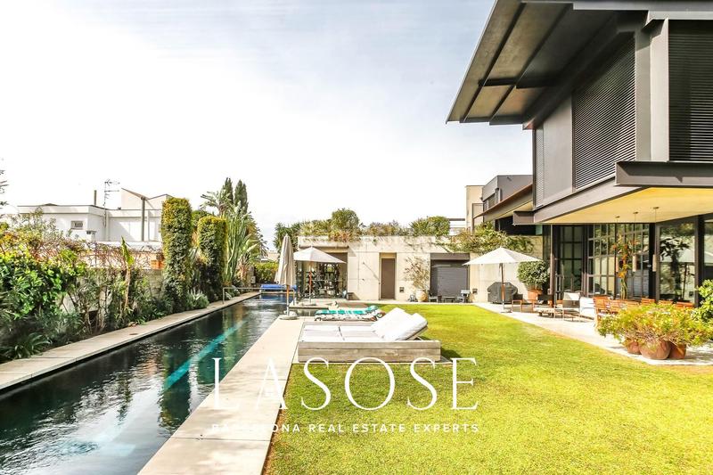 Foto 58725673-13f1-414b-a9f8-7b2e1bb0118a. Chalet avec parking piscine dans Can Girona - Terramar - Vinyet Sitges
