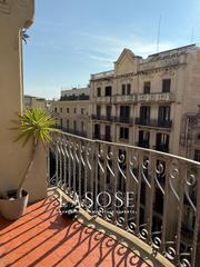 Affitto Piccolo appartamento  Carrer mallorca. Amplio piso modernista en eixample  200 m versátiles para vivien