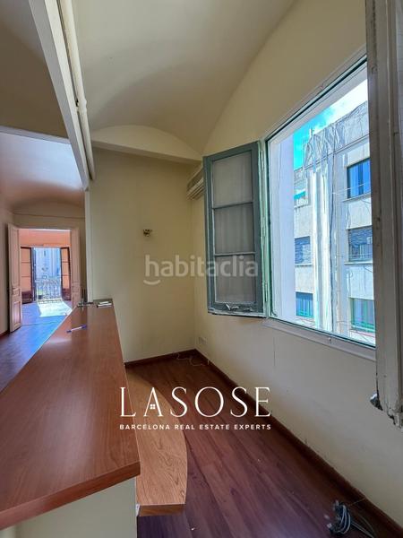 Foto bef10c67-bb27-4230-a320-8ff3d8d775f8. Location appartement dans Dreta de l´Eixample Barcelona