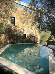 Casa  Molinas. Casa rústica en la montaña
