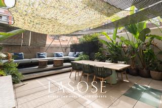 Apartamento  Mallorca. Un oasis de diseño en una finca regia del eixample