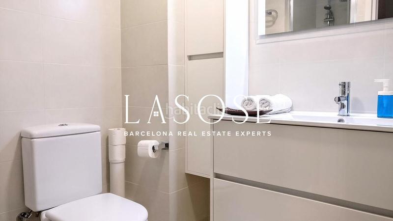 Foto 0563f492-b5c6-442e-b9e0-00d26d8142d3. Lloguer pis amb calefacció a Barri de les Corts Barcelona