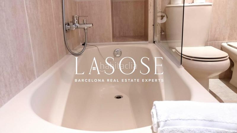 Foto f1c5088f-dbf4-43fb-9953-7944d851e9b9. Lloguer pis amb calefacció a Barri de les Corts Barcelona