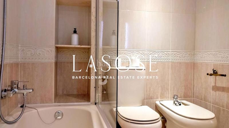 Foto 0d53b4b1-38d8-4b14-b277-821bce8c1680. Rent flat with heating in Barri de les Corts Barcelona