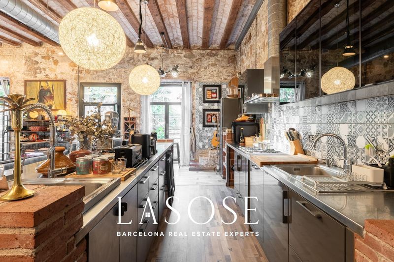 Foto 0fedc854-beee-4a97-8ee9-187d22712541. Pis amb calefacció piscina a Gòtic Barcelona