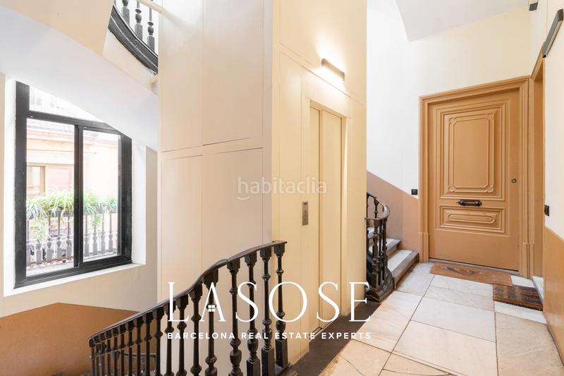 Foto 291f6c41-651b-4ef5-bd94-1a63ce2ec120. Appartement avec chauffage piscine dans Gòtic Barcelona