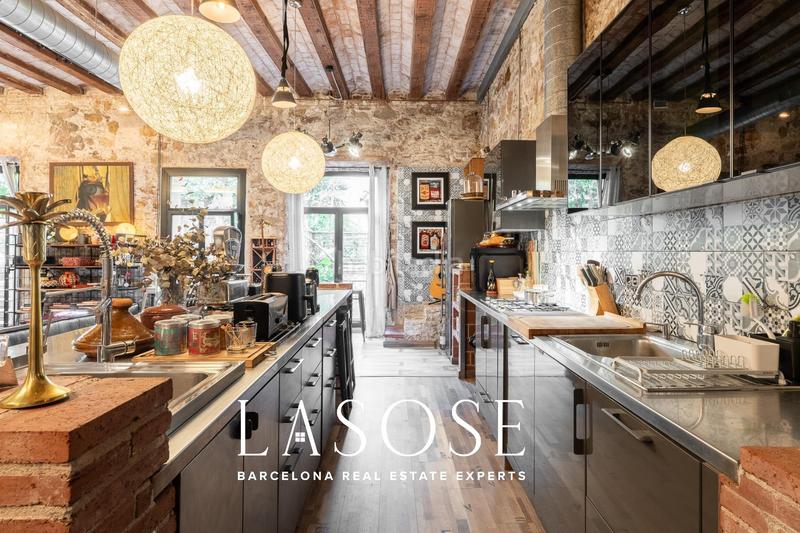 Foto 89985afe-79f3-4e3e-9a44-e3dc4dcce54b. Appartement avec chauffage piscine dans Gòtic Barcelona