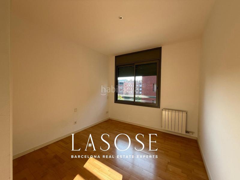 Foto 2e725104-da20-4d80-8fb6-cacf29d472bc. Location appartement avec parking dans Tres Torres Barcelona