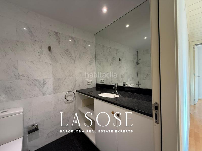 Foto 45e7623b-d872-404b-9aa7-f4d759c25e64. Location appartement avec parking dans Tres Torres Barcelona