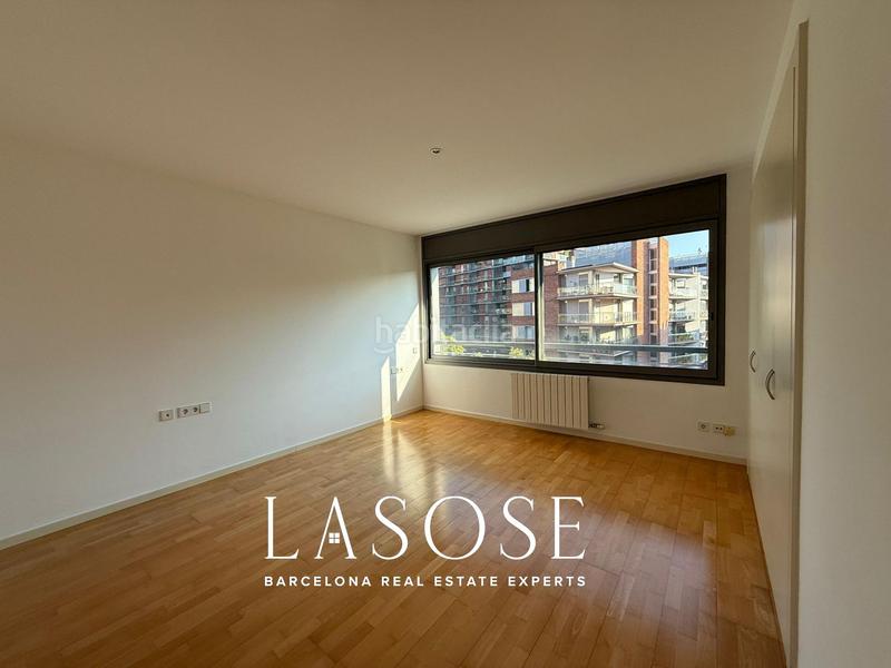 Foto 8b08d534-b36f-4278-8627-0d5383ef6cef. Location appartement avec parking dans Tres Torres Barcelona