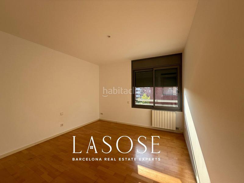 Foto a7b116b8-f939-4f84-8129-780086936590. Location appartement avec parking dans Tres Torres Barcelona