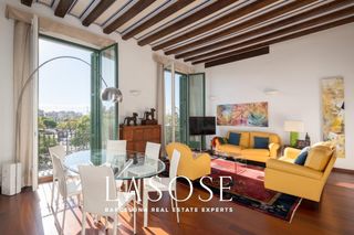 Pis  Calle de llauder. Una joya histórica donde la luz del mediterráneo entra por cada