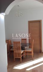 Miete Etagenwohnung  Carrer d'aribau. Céntrico piso de dos dormitorios en el eixample