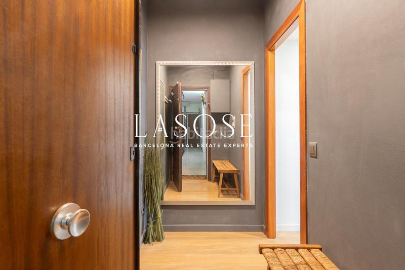 Foto 085bf2a1-7424-4f06-b065-ca27a155bdf9. Appartamento in Hostafrancs Barcelona