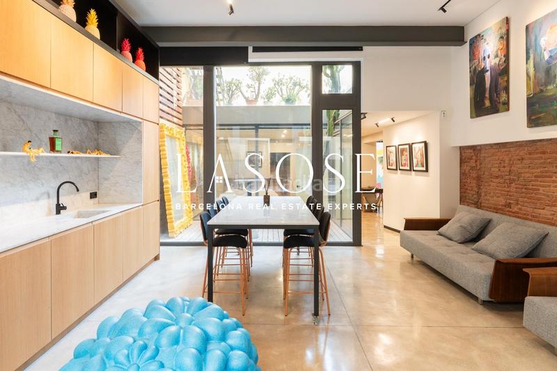 Foto 0b5c851b-4bde-4dba-8b51-a4e7c53af110. Local commercial dans Raval Barcelona