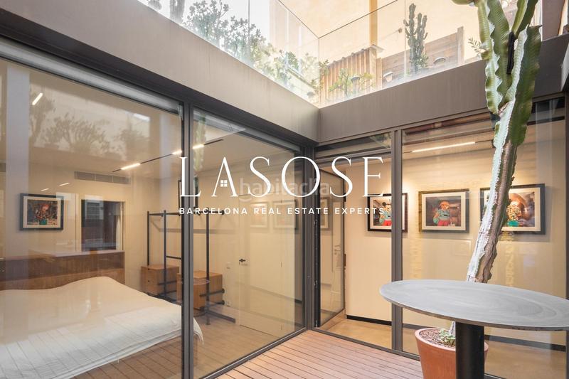 Foto 72dfc1ea-031c-49ce-9f92-05b6a42b3505. Local commercial dans Raval Barcelona