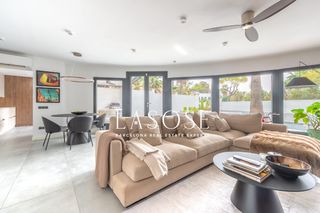 Doppelhaus  Passeig de santa teresa. Fabulosa villa en vallineda, sitges