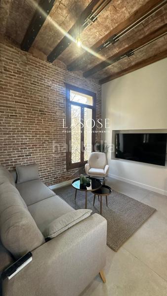 Foto 23cce633-cd0c-44e8-b098-2fe963764e05. Miete etagenwohnung in Sant Antoni Barcelona