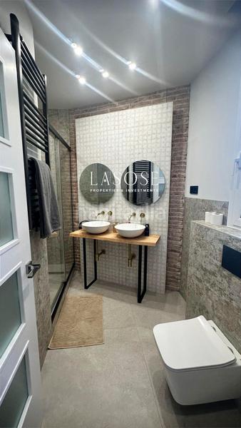 Foto cd065145-6734-44fd-a0d9-d88f4635d5a5. Miete etagenwohnung in Sant Antoni Barcelona