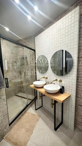 Foto dc4fa62c-a123-4292-bac6-cba34c843e10. Rent flat in Sant Antoni Barcelona