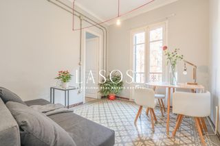 Pis  Carrer d'aragó. Un piso con alma en un chaflán emblemático del eixample