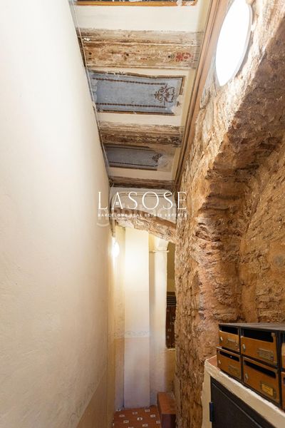 Foto 431b78be-f426-43d8-bd3c-980fb5b9d11e. Pis a St. Pere - Sta. Caterina - El Born Barcelona