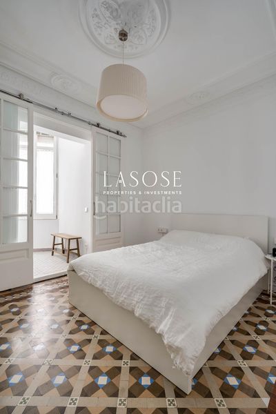 Foto 4f3d10d5-7247-44c5-94d4-fe3d6287402e. Pis amb calefacció a Raval Barcelona