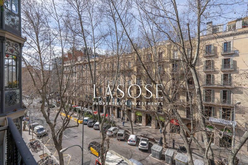 Foto f222430a-3c19-4984-8d3f-b0fbb09df030. Pis amb calefacció a Raval Barcelona