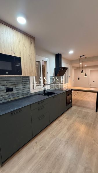 Foto 96c7ff3a-474d-420d-90f5-4444b40de6e5. Apartament amb calefacció a Roquetes Barcelona