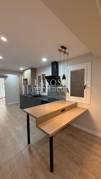 Foto a2b4cce5-dd0f-46b7-aa00-18e5570f2dce. Apartament amb calefacció a Roquetes Barcelona