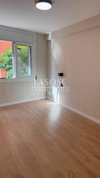 Foto df04610c-38a3-4bef-be27-177ee8919a96. Apartament amb calefacció a Roquetes Barcelona