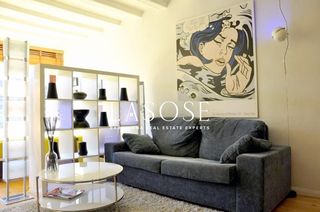 Location Studio  Carrer ramelleres. Acojedor estudio de diseño en alquiler en carrer ramelleres