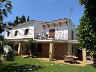 Casa  Avenida navarra. El último gran lienzo en blanco de terramar cree la villa de sus
