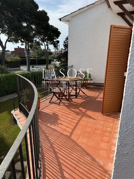 Foto 6ad6b8d9-cb07-4cb1-adea-53d8b09e8f0c. Casa amb calefacció piscina a Can Girona - Terramar - Vinyet Sitges