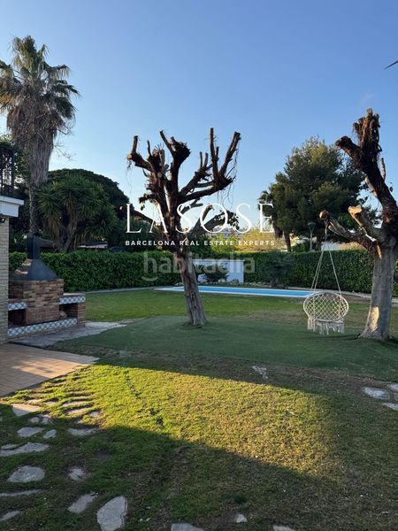 Foto 751e8a4d-a36b-461b-84be-4dbc7f4b216a. Casa amb calefacció piscina a Can Girona - Terramar - Vinyet Sitges