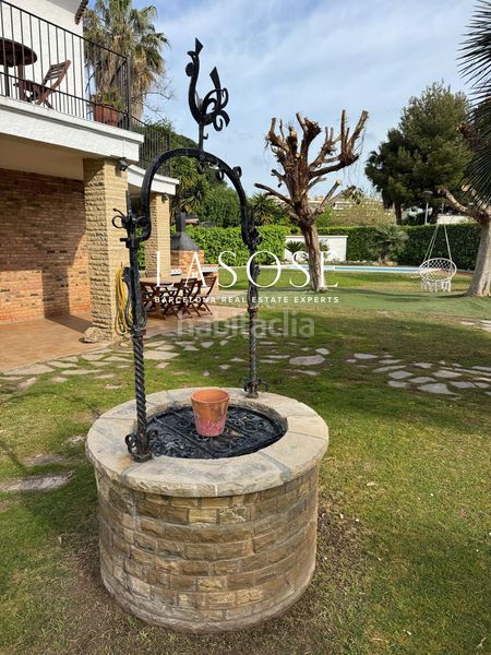 Foto a0acd46f-c26d-42f3-a547-d32f8d1a3677. Casa amb calefacció piscina a Can Girona - Terramar - Vinyet Sitges