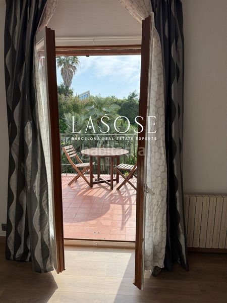 Foto a8823866-59cb-4c26-977b-0cfe97c05fd4. Casa amb calefacció piscina a Can Girona - Terramar - Vinyet Sitges