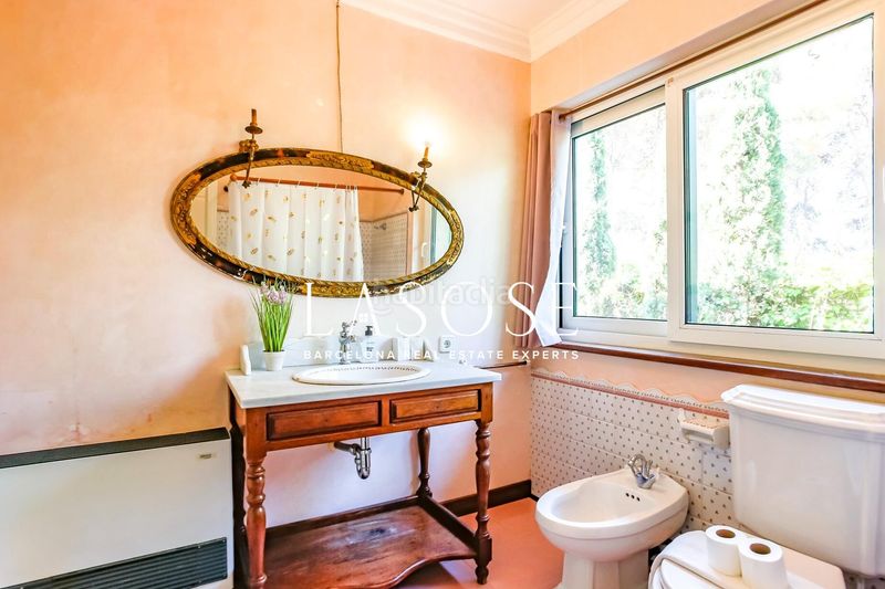 Foto c4260114-f870-4bd2-8571-6ba240a3f028. Xalet amb calefacció aparcament piscina a Can Girona - Terramar - Vinyet Sitges