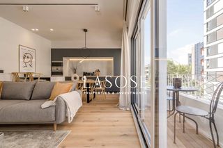 Pis  Calle almogavers. Magnífica vivienda contemporánea en poblenou  diseño, confort y
