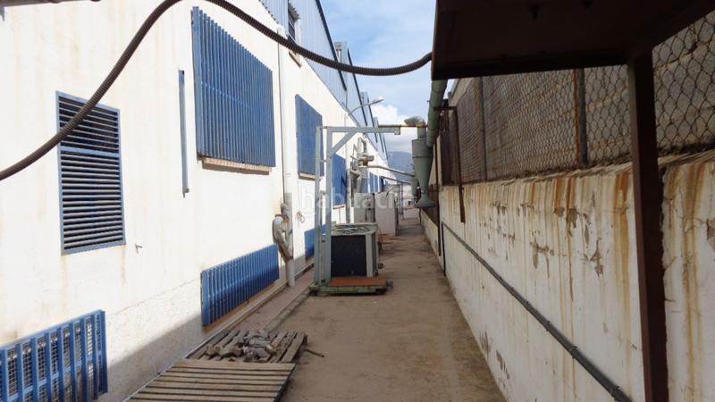 Foto de5dc564-7ba7-4f56-a8a1-35ff92a1d1bf. Fabrikhalle in Campo Alto-Club de Campo Elda