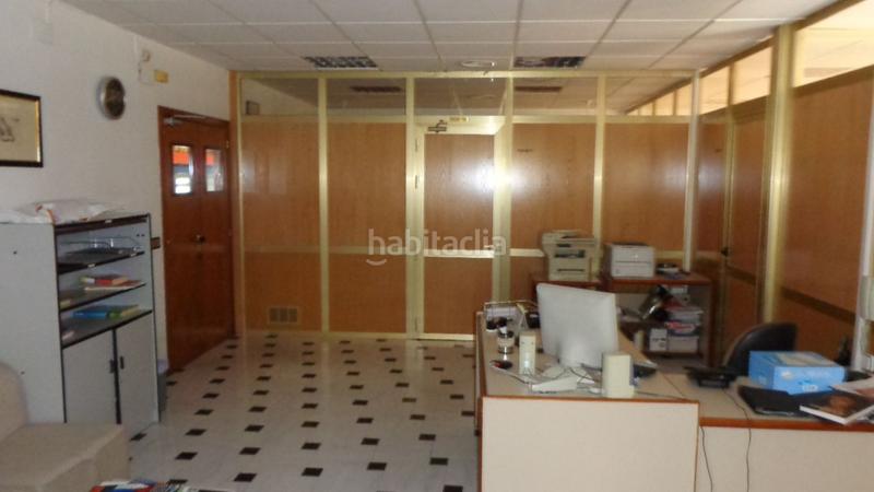 Foto eb8bd85f-ea81-4a6b-af13-86334a558e4a. Fabrikhalle in Campo Alto-Club de Campo Elda