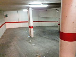 Aparcament cotxe a Plaza de Toros-Avenida Chapí-Trinquete. Plaza de garaje