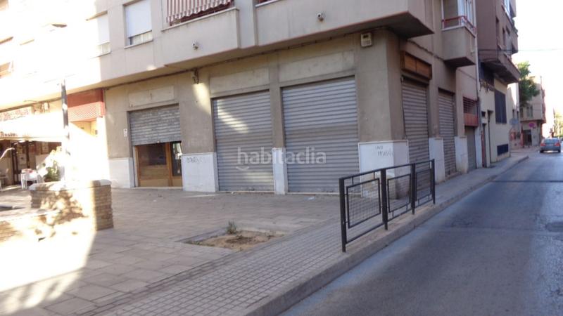 Foto b7e9136e-5c50-4a4e-8364-070e264cd36c. Location local commercial dans Plaza de Toros-Avenida Chapí-Trinquete Elda