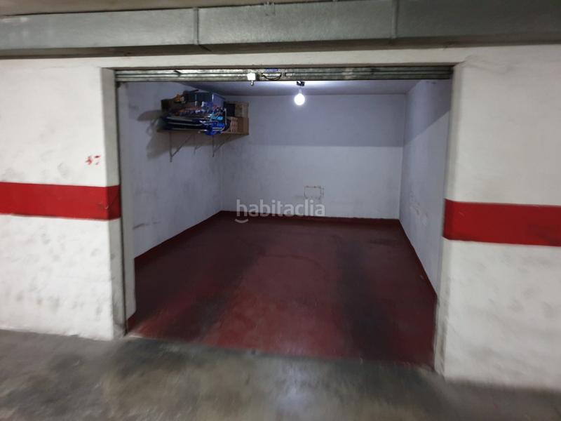 Foto 6b4ee6df-78b3-4f0b-9fc3-69cac976a29c. Parking coche garaje céntrico en Plaza de Toros-Avenida Chapí-Trinquete Elda