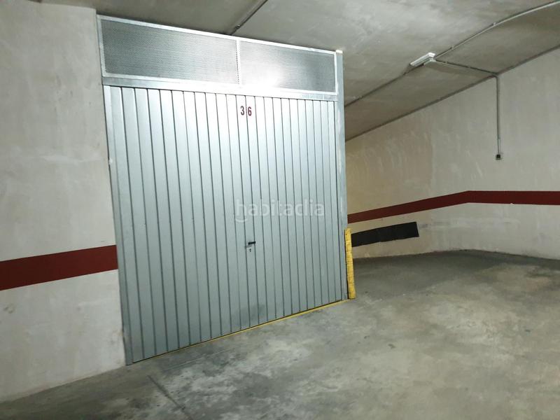 Foto f43f6d30-c378-45e0-879e-49a02748c465. Posto auto in Las Trescientas-San Francisco-Ciudad Vergel Elda