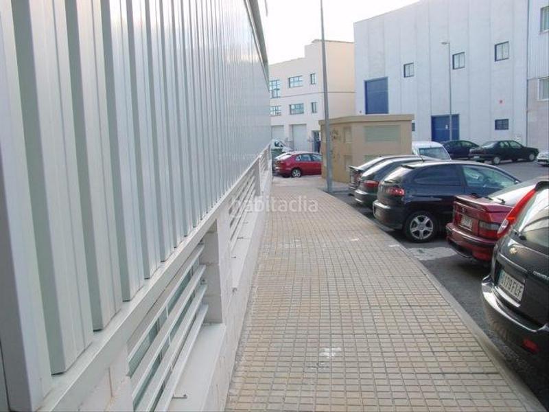 Foto afcba62d-ac92-4102-8b55-8c15cdc9fd4a. Location bâtiment à usage industriel dans San Crispín-Huerta Nueva-Estación Elda
