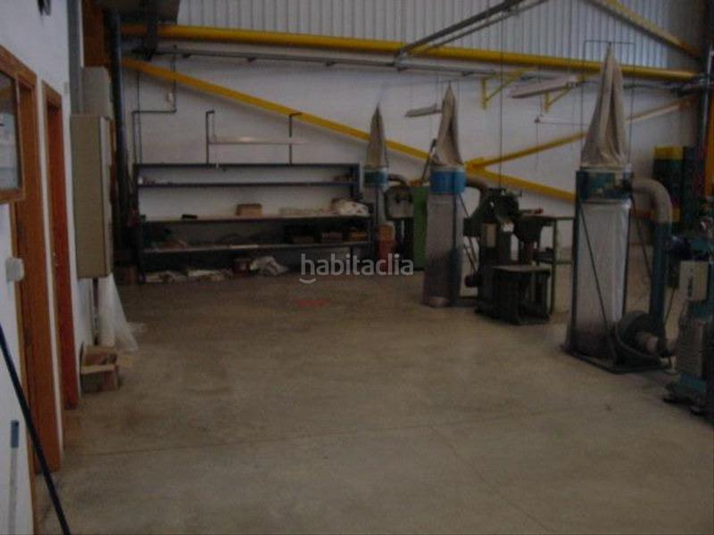 Foto e7a3e0ae-823c-4255-8c81-76a661c069f2. Location bâtiment à usage industriel dans San Crispín-Huerta Nueva-Estación Elda