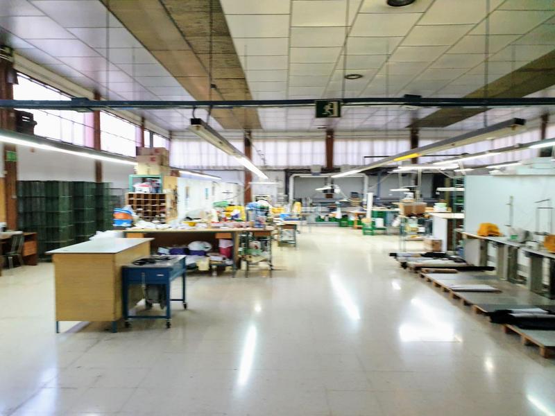 Foto 5f20eb90-e220-4d55-824b-c8dff20e5782. Fabrikhalle in Campo Alto-Club de Campo Elda